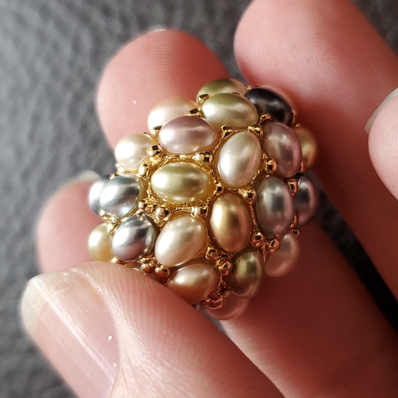 Kenneth Jay Lane ring- size 7 - Picture 5 of 8